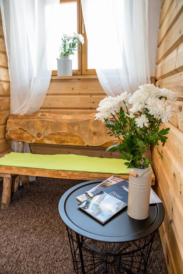 Hotel Kurpiowska Kraina à Wydmusy Extérieur photo