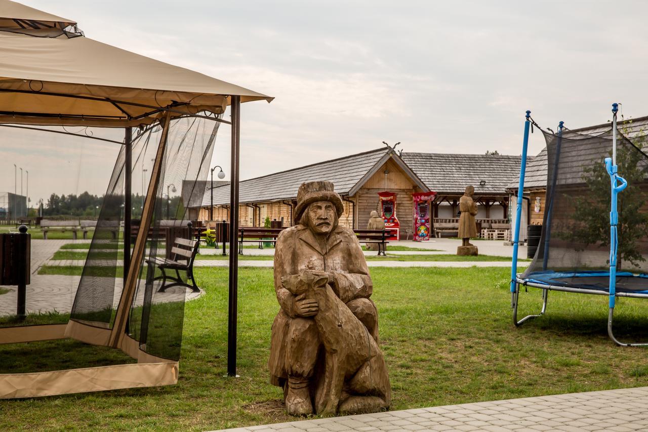 Hotel Kurpiowska Kraina à Wydmusy Extérieur photo